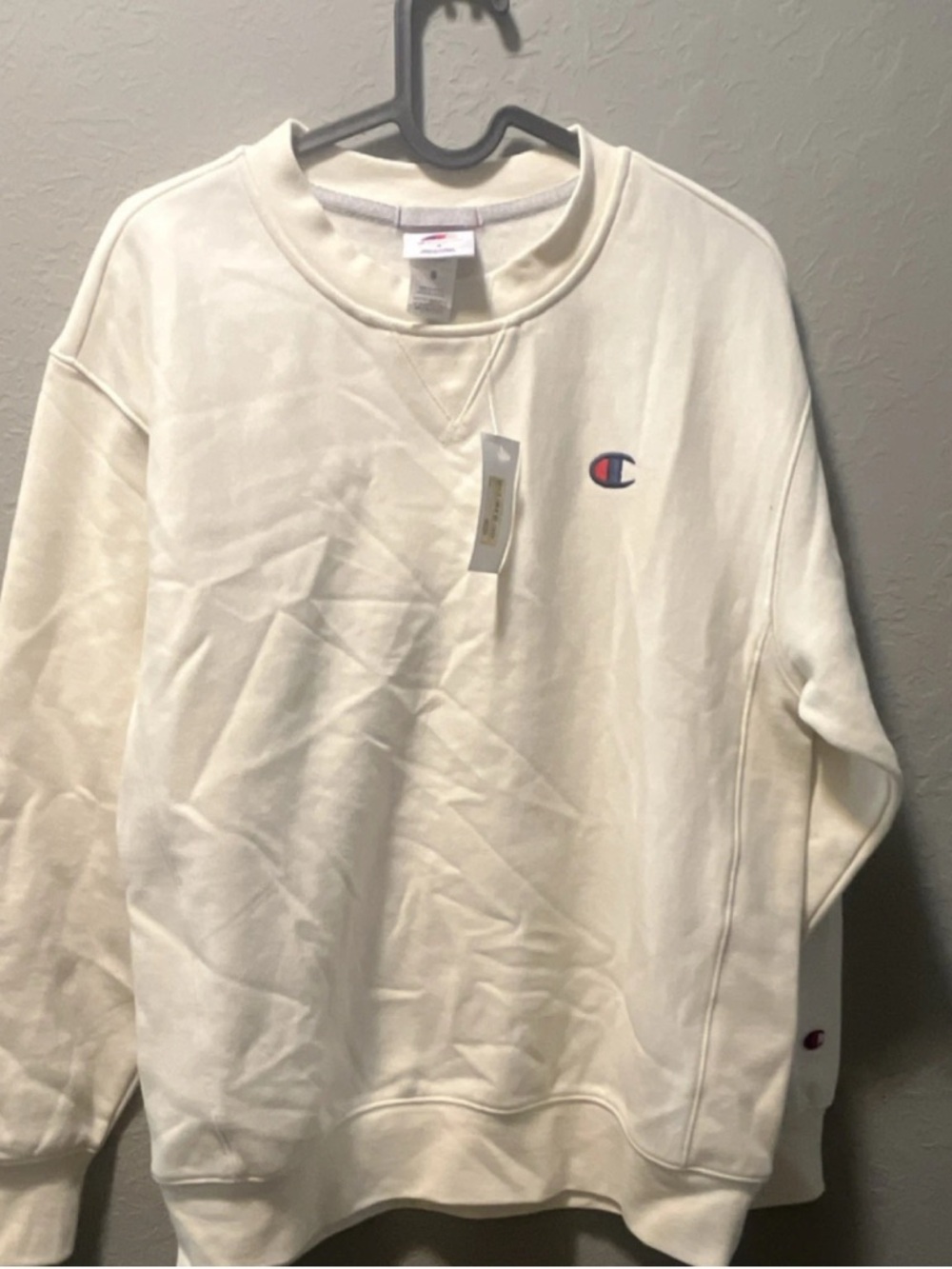 Champion Off-White Crewneck Sweatshirt with Small Logo